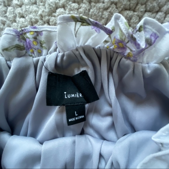 Ruffle puffer cap sleeve crop top floral blouse - Picture 3 of 4